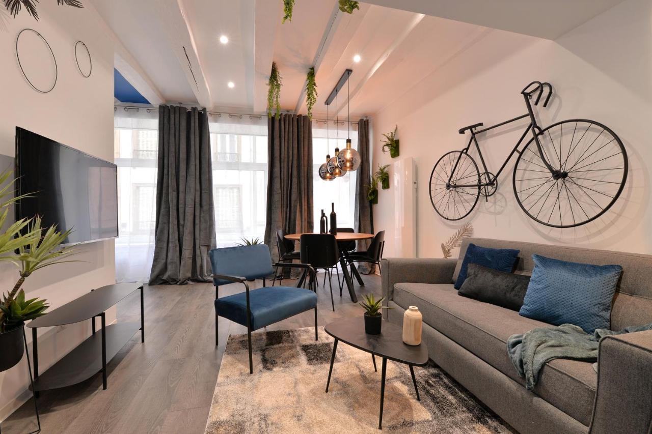 Les Du Centre Historique Apartment